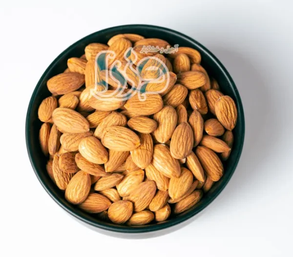 بادام درختی خارجی خام