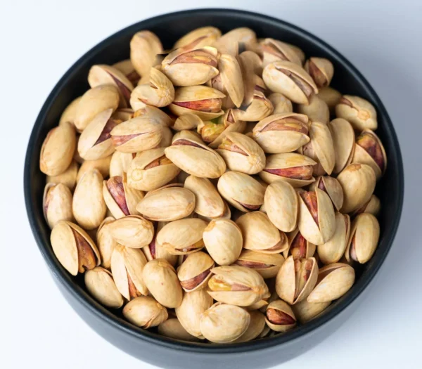 پسته احمد آقایی